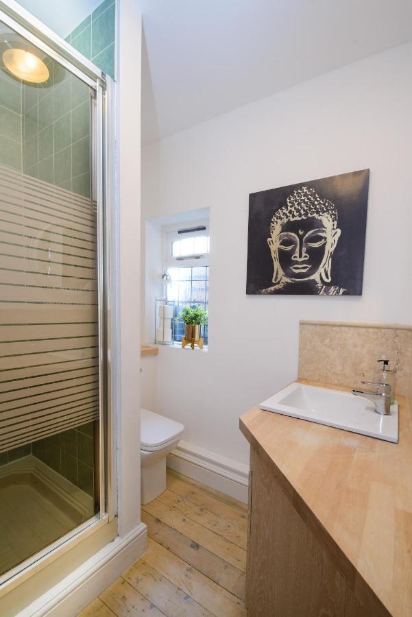 Deluxe 2 Bed Versace Bungalow Hot Tub, Sky Tv, Cinema Screen Saffron Walden Kültér fotó